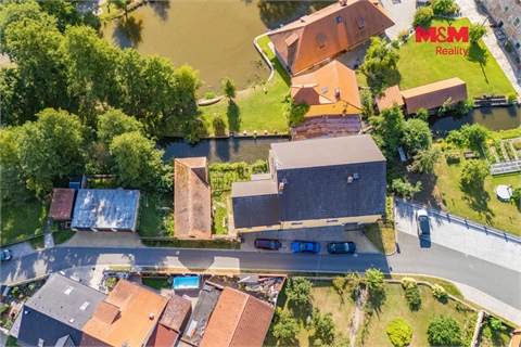 Prodej rodinného domu, 353 m² - 18