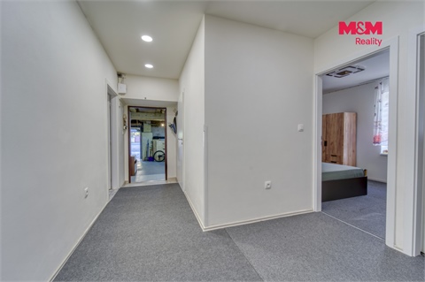 Prodej rodinného domu, 353 m² 18