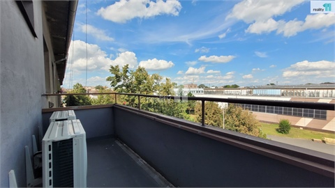 Prodej bytu 1+1, 49 m² - 22