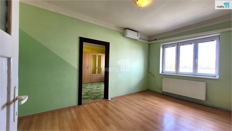 Prodej bytu 1+1, 49 m² - 12