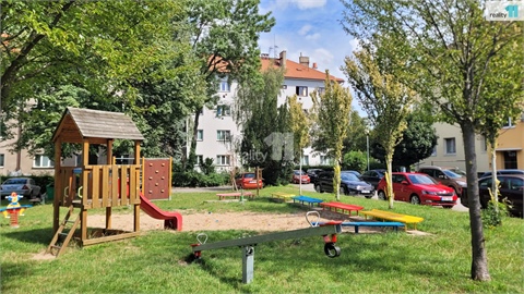 Prodej bytu 1+1, 49 m² 22