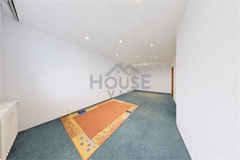 Prodej bytu 2+1, 65 m² 10