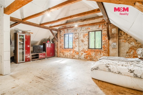 Prodej komerčního objektu, 810 m² 14