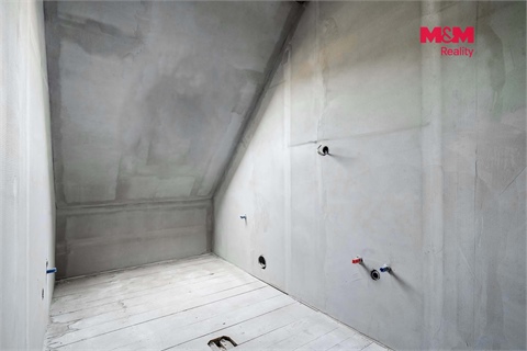 Prodej komerčního objektu, 810 m² - 18