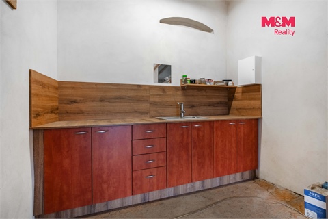 Prodej komerčního objektu, 810 m² - 4