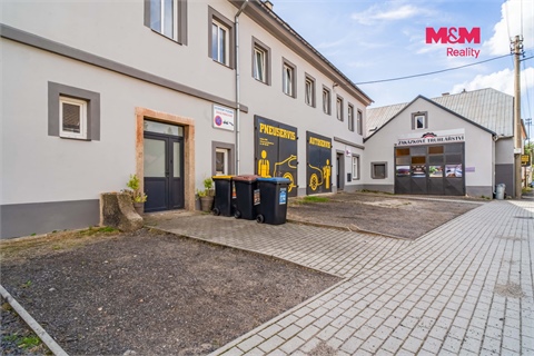 Prodej komerčního objektu, 810 m² 4
