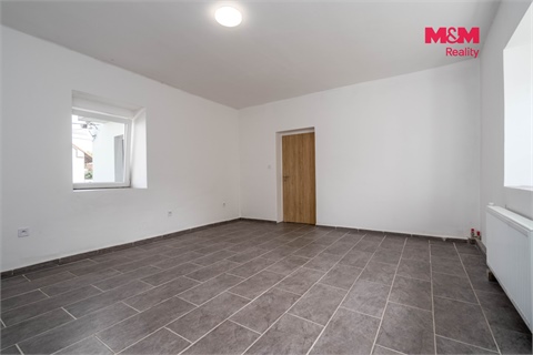 Prodej rodinného domu, 187 m² - 4