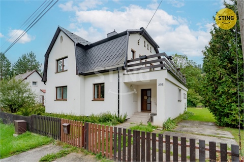 Prodej rodinného domu, 249 m² - 0