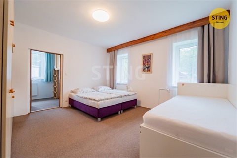 Prodej rodinného domu, 249 m² - 12