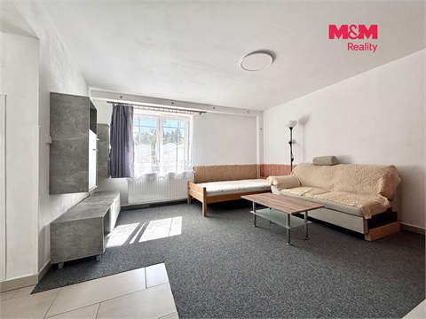Pronájem bytu 1kk, 26 m² - 0