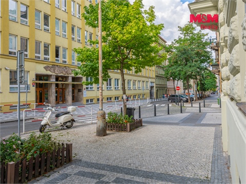 Prodej bytu 3kk, 71 m² - 24