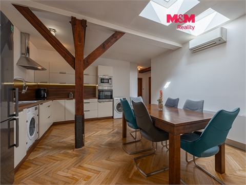 Prodej bytu 3kk, 71 m² 0