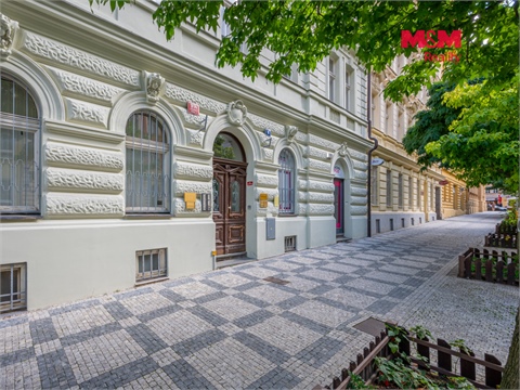 Prodej bytu 3kk, 71 m² 24
