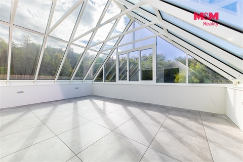 Prodej rodinného domu, 258 m² - 14