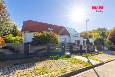 Prodej rodinného domu, 258 m² - 20