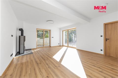 Prodej rodinného domu, 258 m² - 4