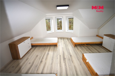 Pronájem rodinného domu, 198 m² 4