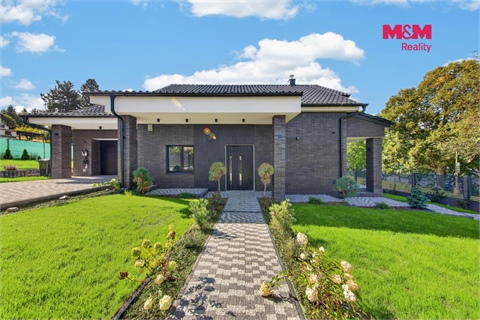 Prodej rodinného domu, 249 m² - 0