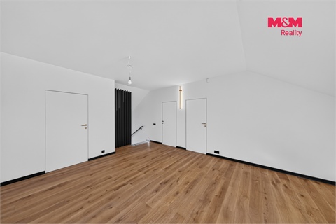 Prodej rodinného domu, 249 m² 16