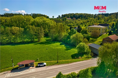 Prodej stavebního pozemku, 1 018 m² 2