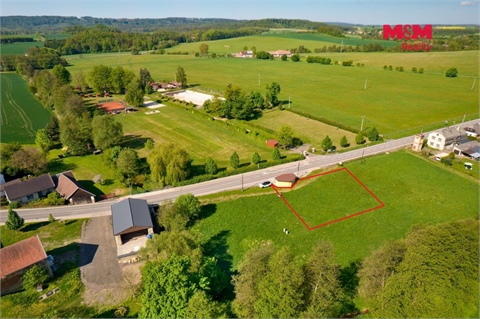 Prodej stavebního pozemku, 1 018 m² - 0