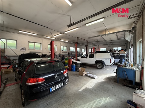Prodej obchodních prostor, 252 m² 2
