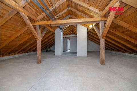 Prodej rodinného domu, 236 m² 18