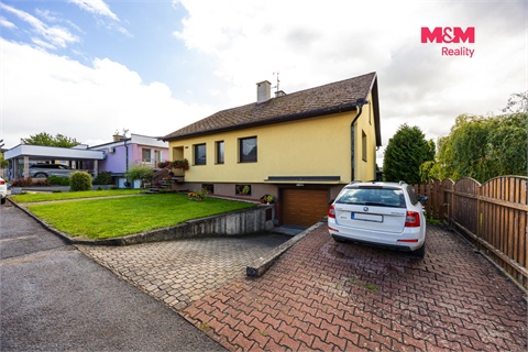 Prodej rodinného domu, 236 m² - 20