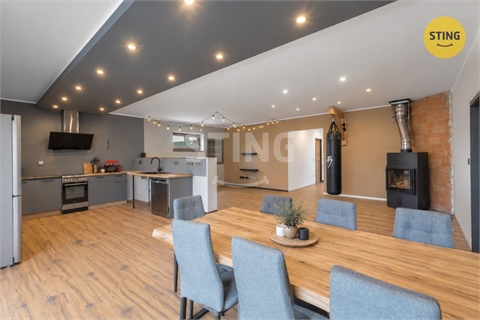 Prodej rodinného domu, 180 m² 12