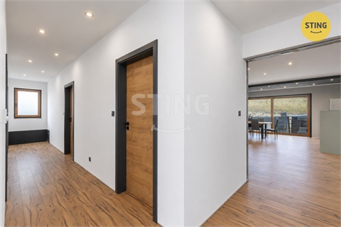 Prodej rodinného domu, 180 m² - 14