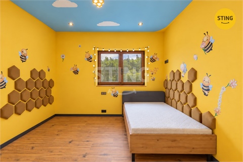 Prodej rodinného domu, 180 m² 8