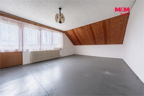 Prodej rodinného domu, 230 m² - 8