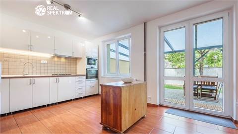 Prodej rodinného domu, 217 m² 12