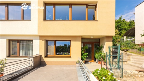 Prodej rodinného domu, 217 m² - 4