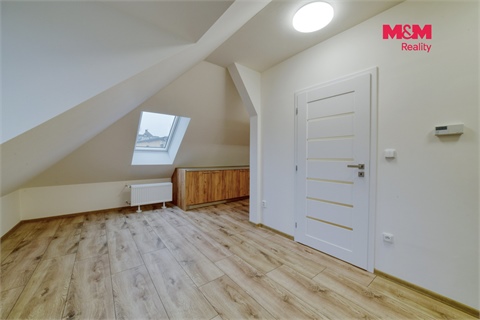 Pronájem bytu 3kk, 74 m² 8