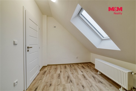 Pronájem bytu 3kk, 74 m² - 8