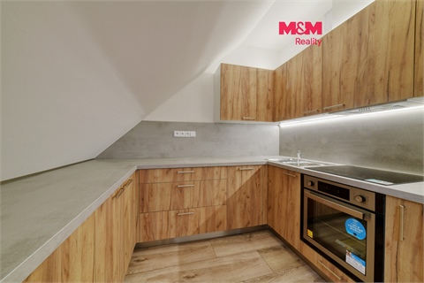 Pronájem bytu 3kk, 74 m² 0