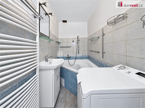 Prodej rodinného domu, 743 m² 4