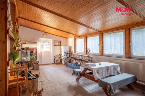 Prodej rodinného domu, 273 m² - 10