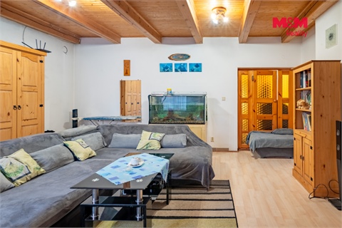 Prodej rodinného domu, 273 m² - 8