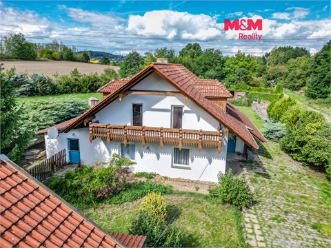 Prodej rodinného domu, 273 m² 0