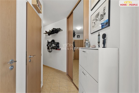 Prodej bytu 2kk, 48 m² 22