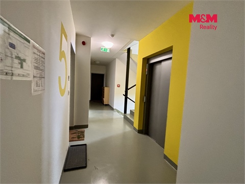 Pronájem bytu 1kk, 42 m² 8
