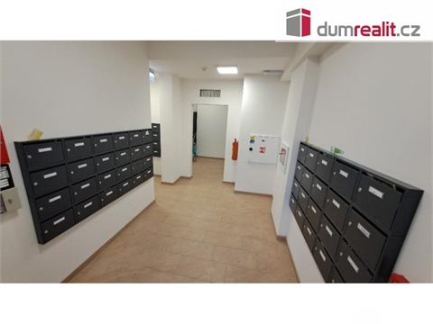 Pronájem garáže, 13 m² 4