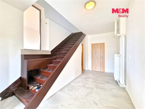 Prodej rodinného domu, 150 m² - 14