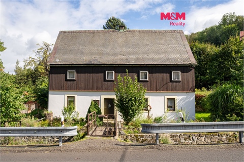 Prodej rodinného domu, 519 m² 0