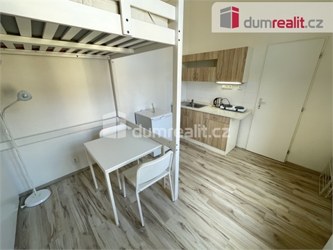 Pronájem bytu 1kk, 25 m² - 0