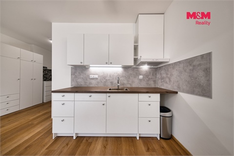 Prodej bytu 1kk, 38 m² - 0