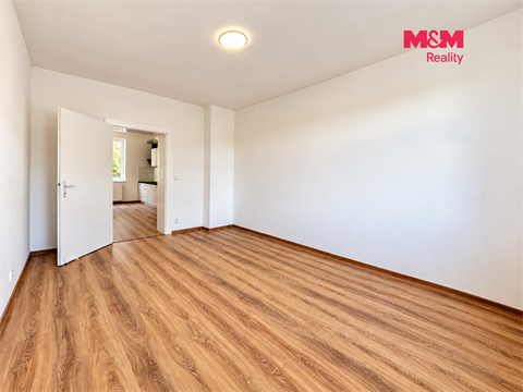Pronájem bytu 4kk, 98 m² - 8
