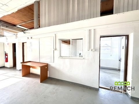 Pronájem skladu / haly, 469 m² - 2